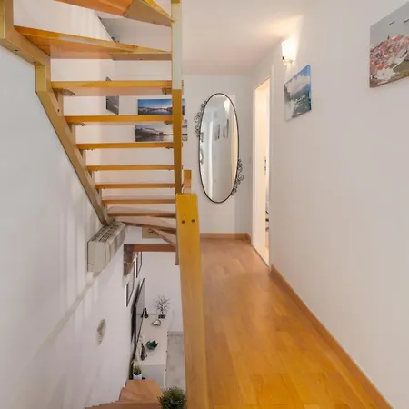 Traditional Dalmatian House Tina Nyaraló