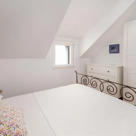 Traditional Dalmatian House Tina * Trogir