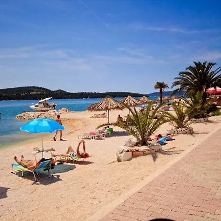 Vakantiehuis Traditional Dalmatian House Tina Trogir